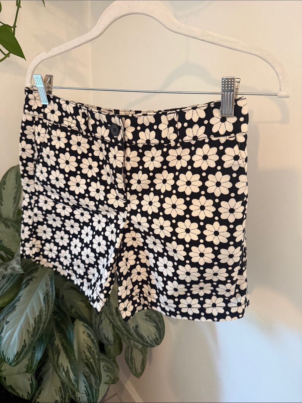 Zenana NWT Purple Knit Shorts + LOFT Black Cream Floral Shorts Bundle | Size S - Picture 4 of 11